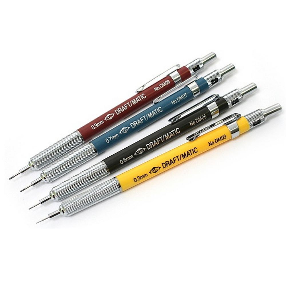 Automotive Paint Pen 0.7mm Fine Liner Masking Fluid Pen Scratch Remover Pen  